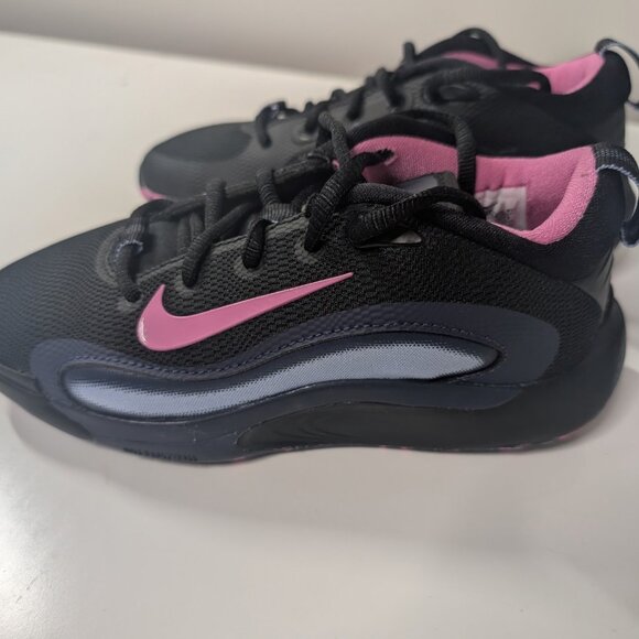 Black and Pink Nikes - Size 2Y - Picture 1 of 3